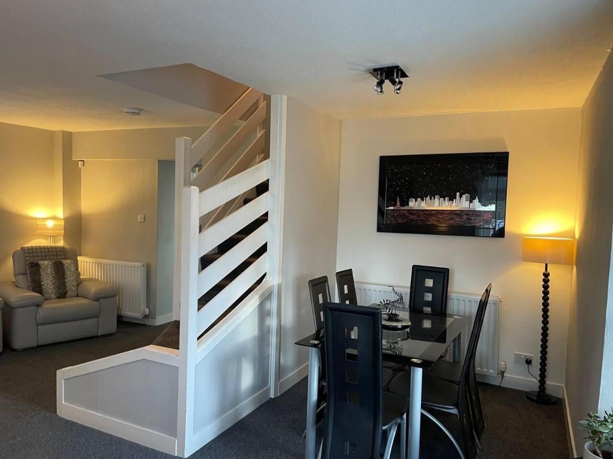 Rural Chapel Cottage Near Airport Bar & Hot Tub Aberdeen Bagian luar foto
