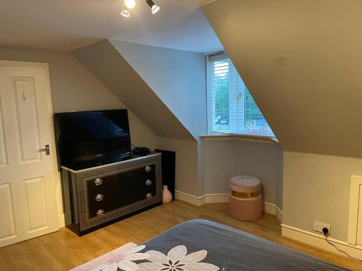 Rural Chapel Cottage Near Airport Bar & Hot Tub Aberdeen Bagian luar foto